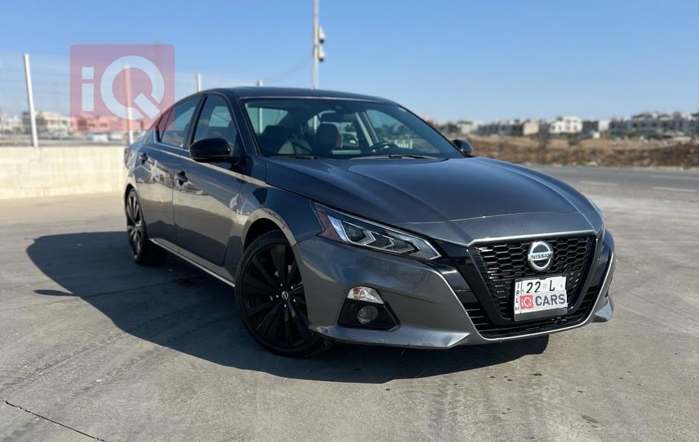 نیسان ئەلتیما